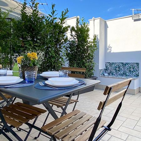 נאפולי Terrazza Manuela Apartments Quartieri Spagnoli מראה חיצוני תמונה